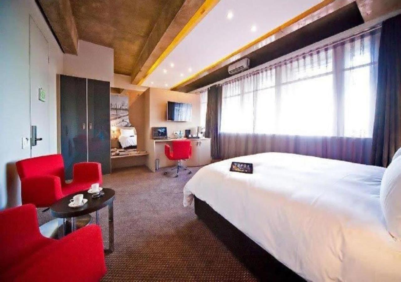 Reef Hotel Johannesburg Exteriör bild